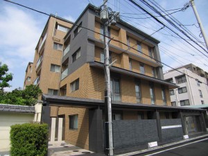 ザレジデンス御所西